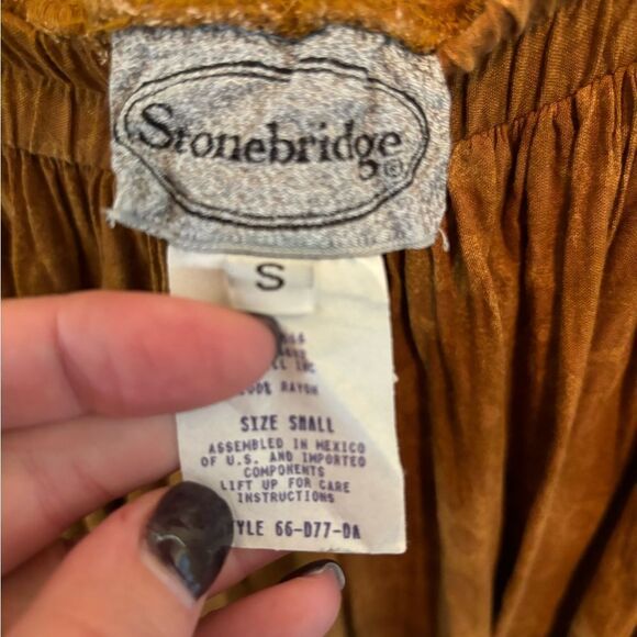 Brown Pleated Maxi Skirt with Giraffe Print - Picture 4 of 6